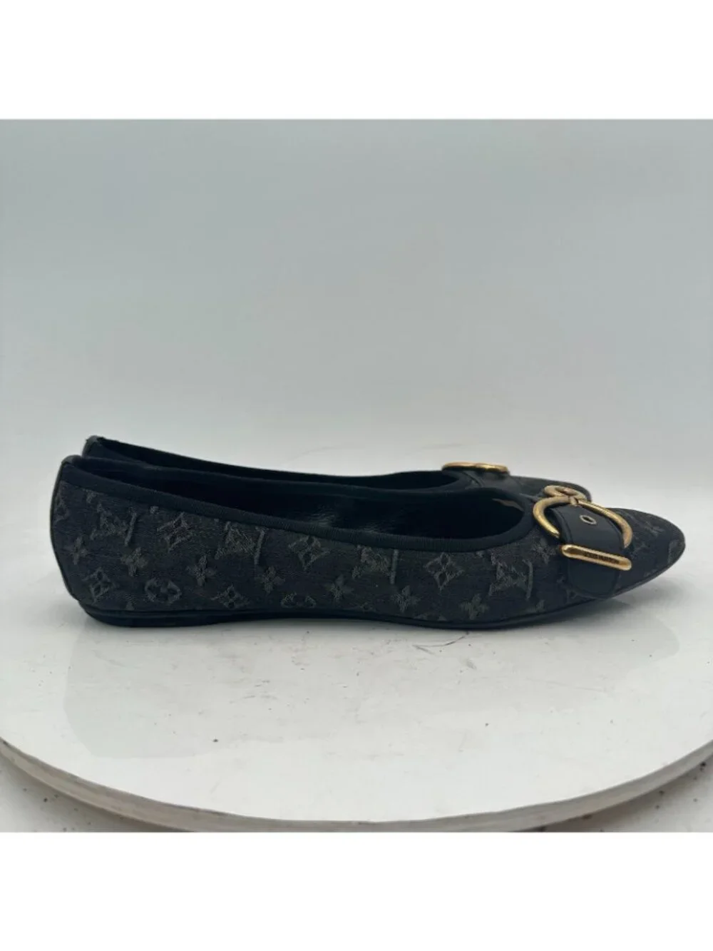 Louis Vuitton Women Size EU 40 US 10 Grey Monocrom Canvas Buckle Flat Shoes